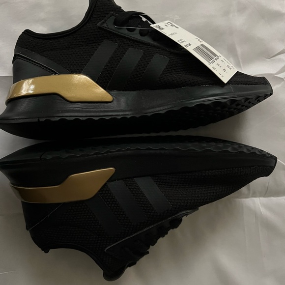 NWT (no box) Boys big kids Adidas U Path X J sneakers. Size 4. SFPF home. - Picture 3 of 7